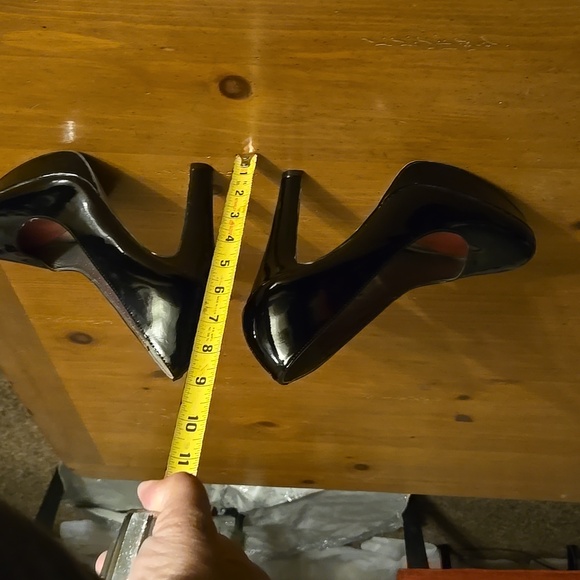 By Guess Size 9 M Women's Shiny Black High Heel Rounded Toe Slip On Pumps - Picture 4 of 11